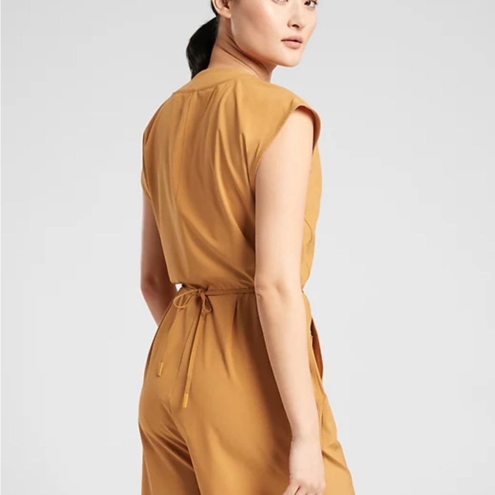 Athleta Marlow Romper w Pockets Tuscan Gold V Neck Lightweight Adjustable Waist - Picture 2 of 8